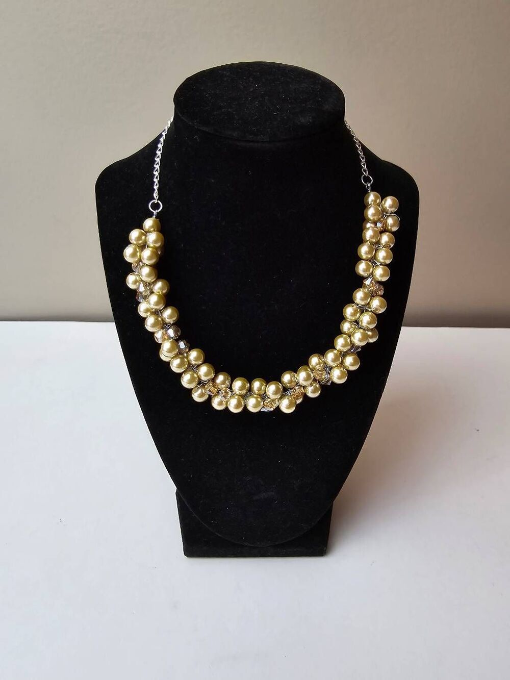 Gold Pearl Cluster Necklace - Picture 2 of 6